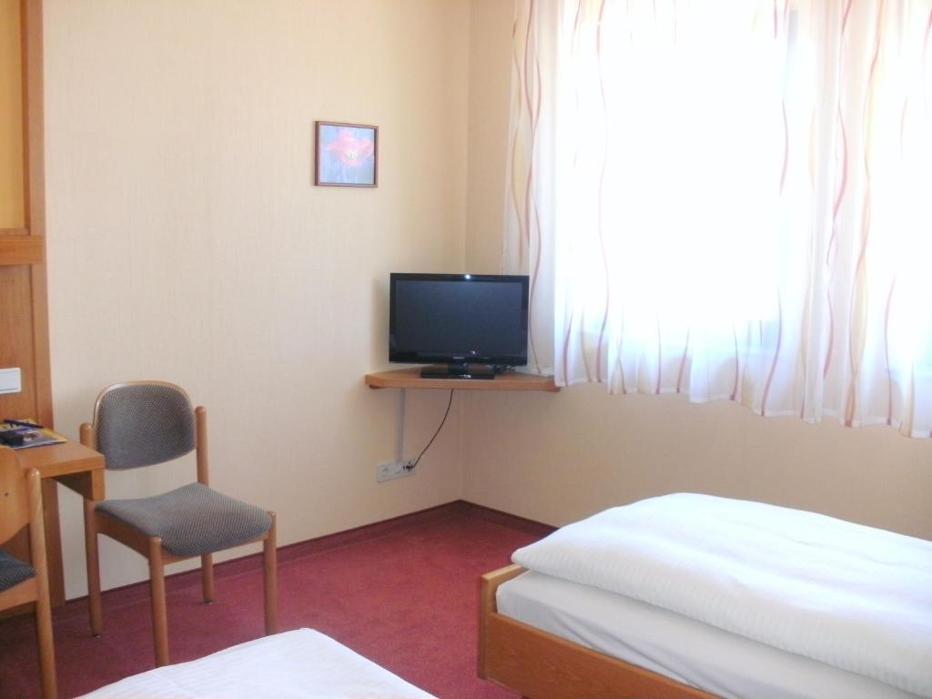Gasthof Landhotel Gruner Baum Cadolzburg Номер фото