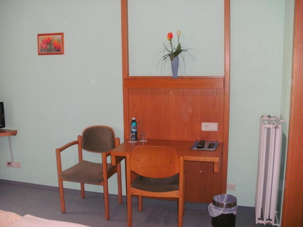 Gasthof Landhotel Gruner Baum Cadolzburg Номер фото