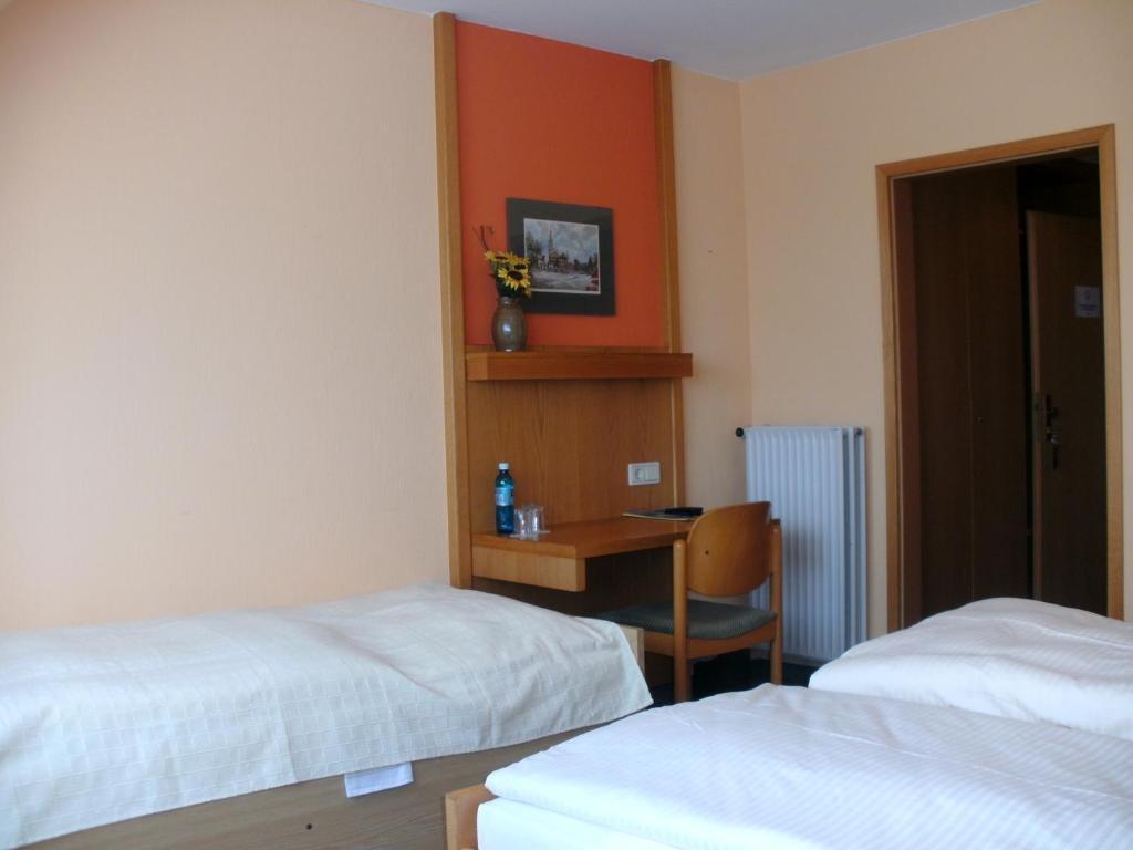 Gasthof Landhotel Gruner Baum Cadolzburg Номер фото