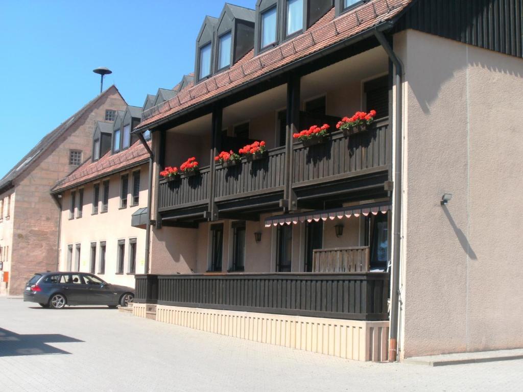 Gasthof Landhotel Gruner Baum Cadolzburg Экстерьер фото